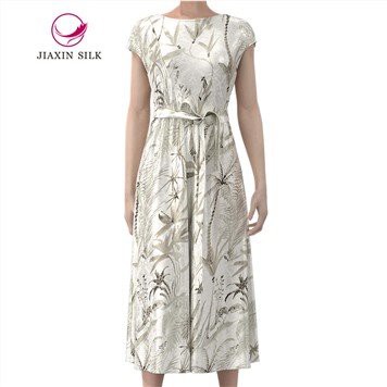 Naiste elegantne pikk trükiga kleit